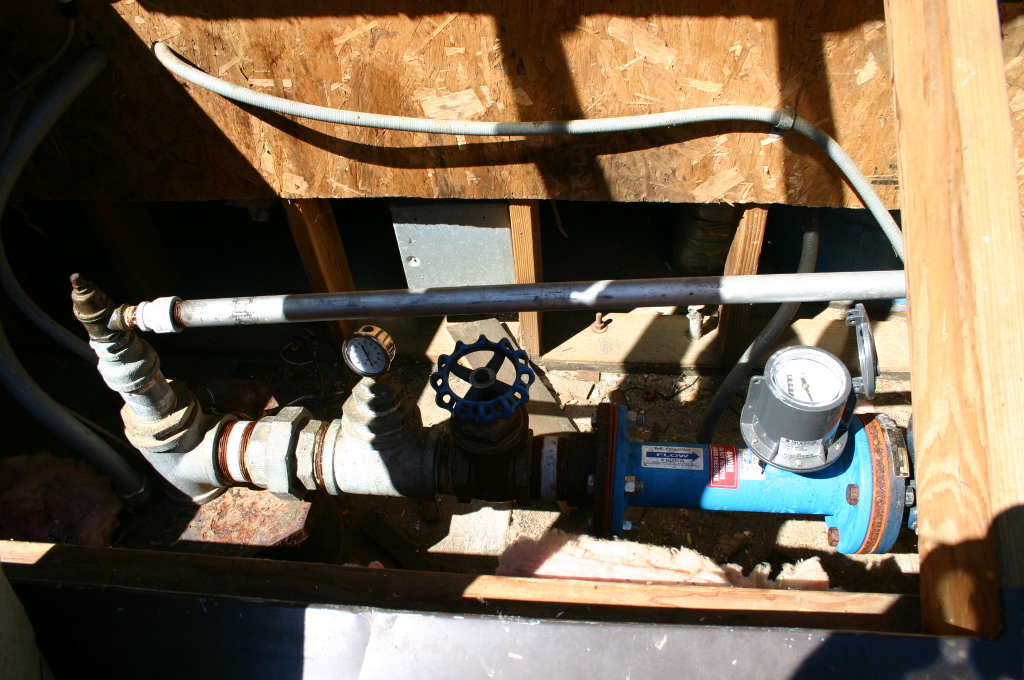 Well and Flow Meter for Lake